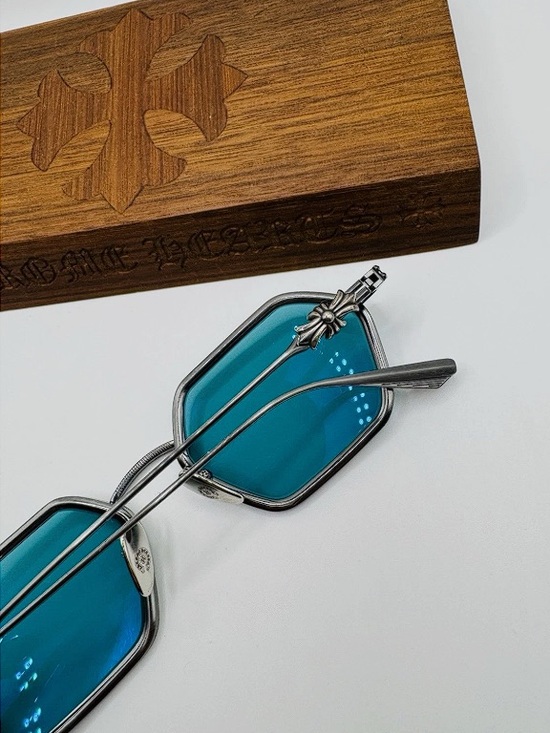 Chrome Hearts Datass Sunglasses - Picture 4 of 6